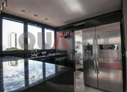 Apartamento Triplex á venda em Moema , 2 dormitórios, 1 suíte, 3 vagas