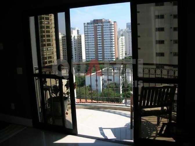 Apartamento Triplex á venda em Moema , 2 dormitórios, 1 suíte, 3 vagas