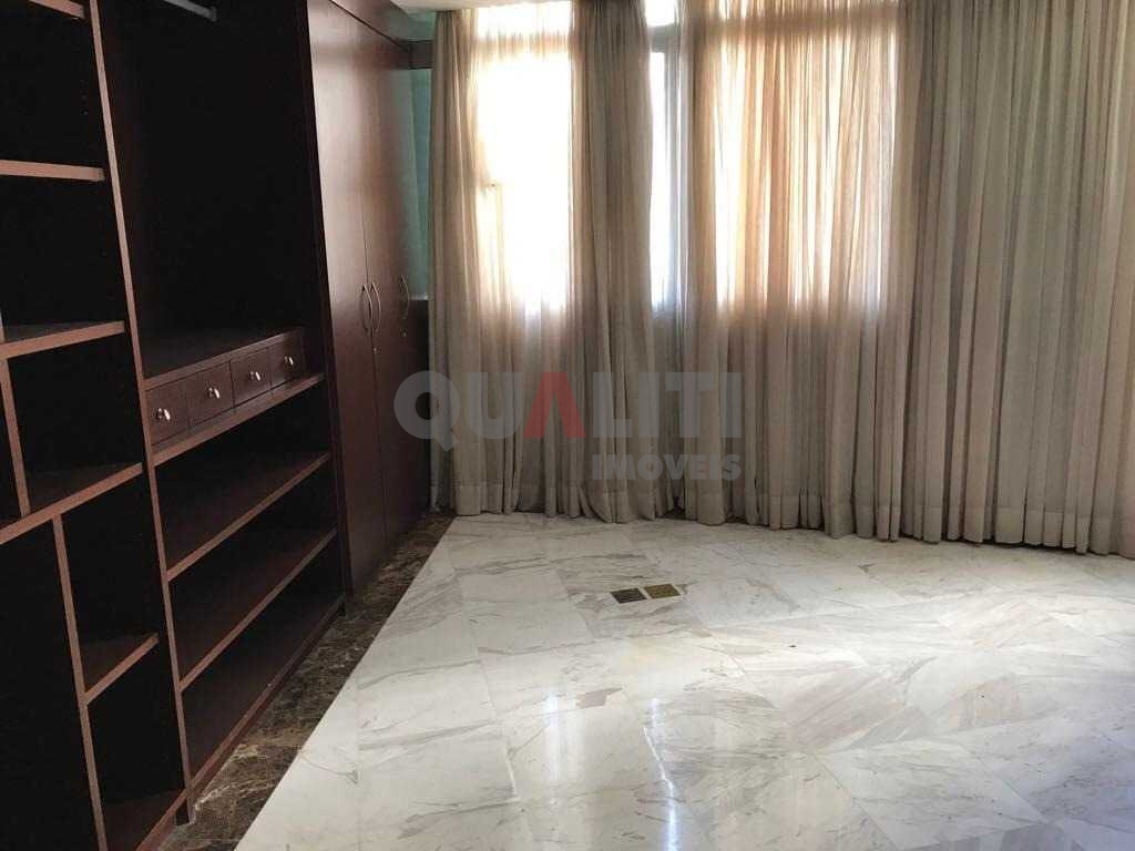 Apartamento a venda e locação no Jardim Paulistano com 2 quartos sendo 1 suíte e 2 vagas de garagem