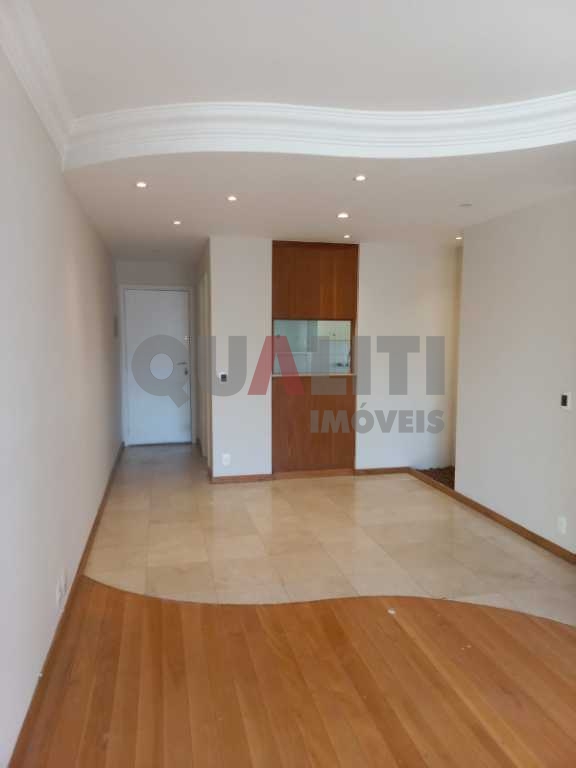 Apartamento para venda na Vila Olímpia com 70 m², 2 suítes, terraço, 1 vaga e lazer, oportunidade!!