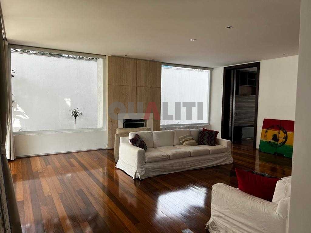 Casa a venda ou para locação no Jardim América
