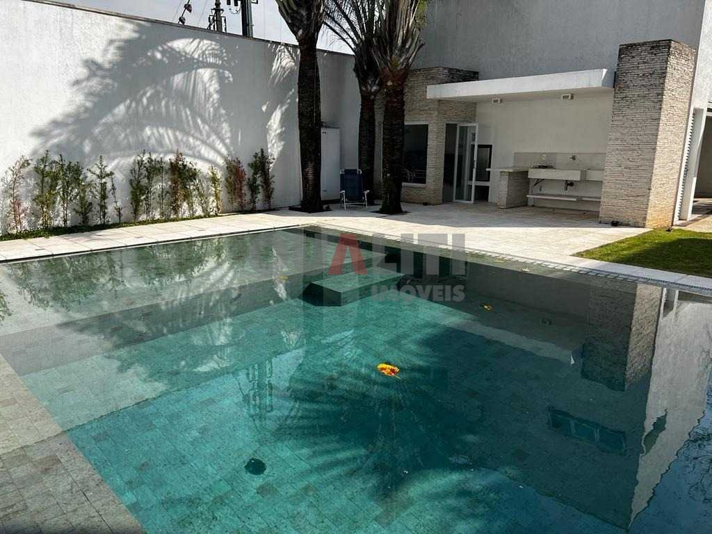 Casa a venda ou para locação no Jardim América