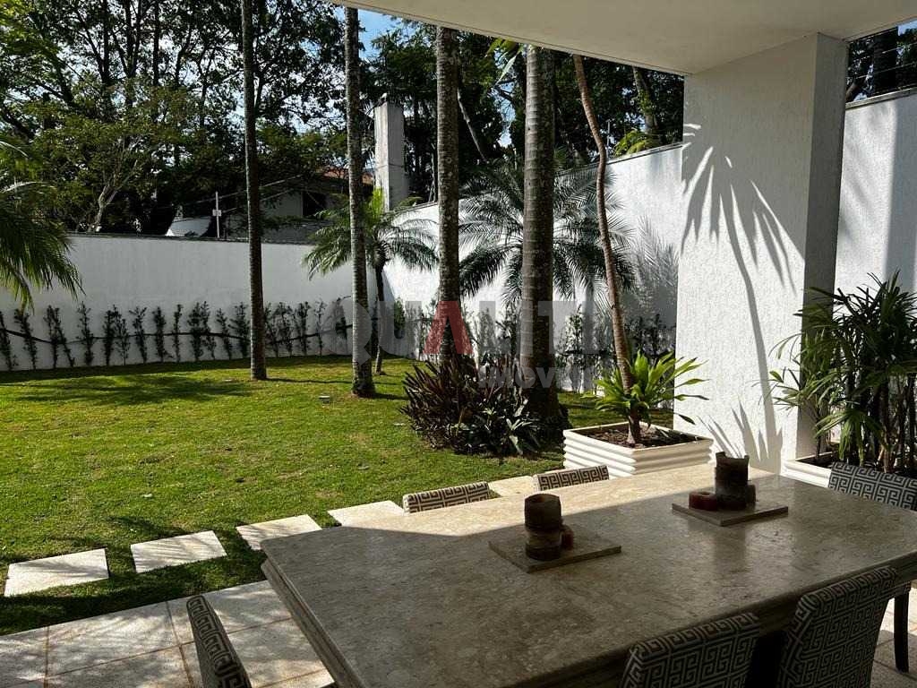 Casa a venda ou para locação no Jardim América