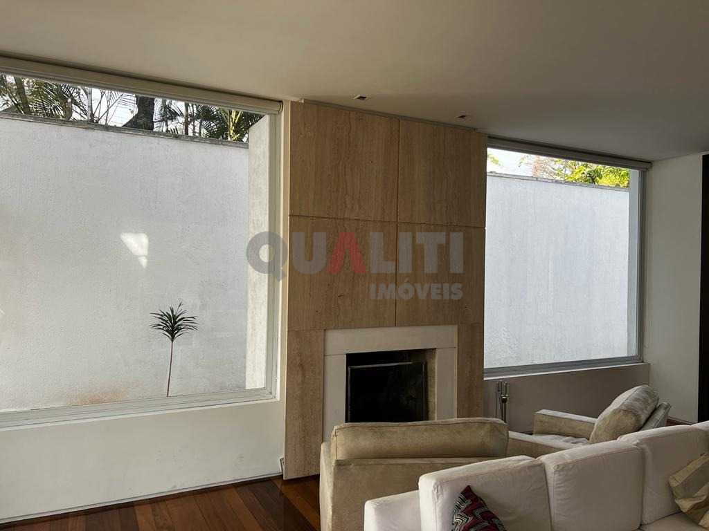 Casa a venda ou para locação no Jardim América