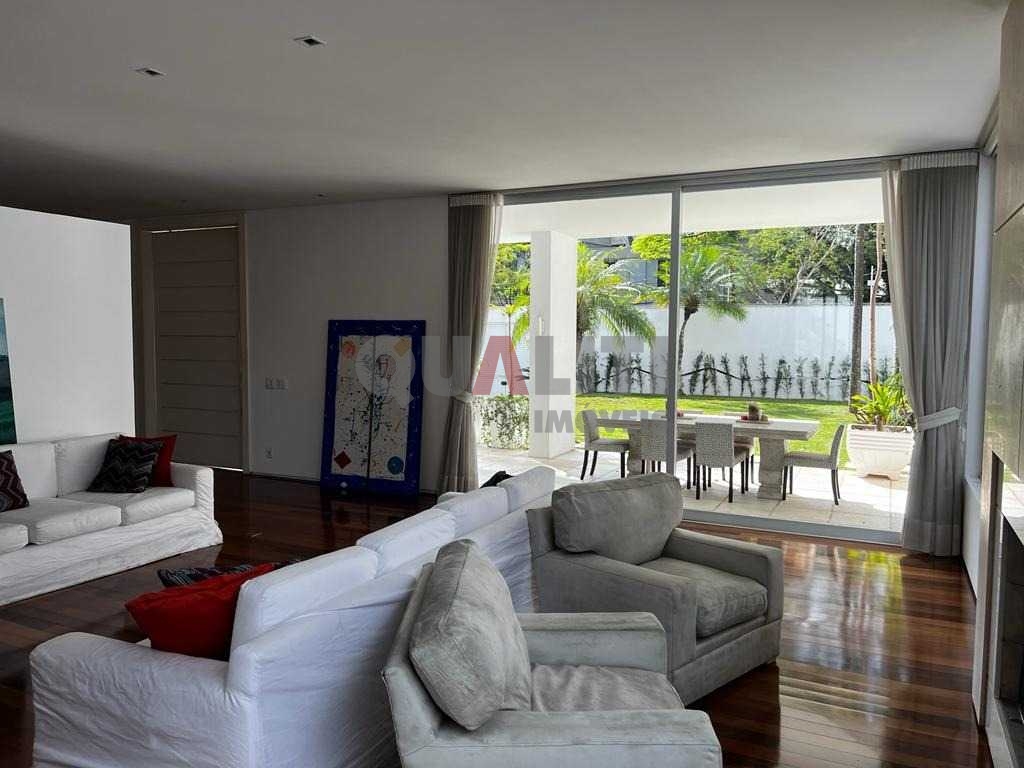Casa a venda ou para locação no Jardim América