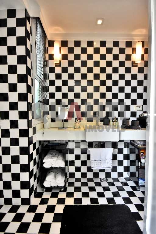 Cobertura duplex Moema para Venda com 3 domitórios, 1 suíte, 2 vagas com piscina na cobertura