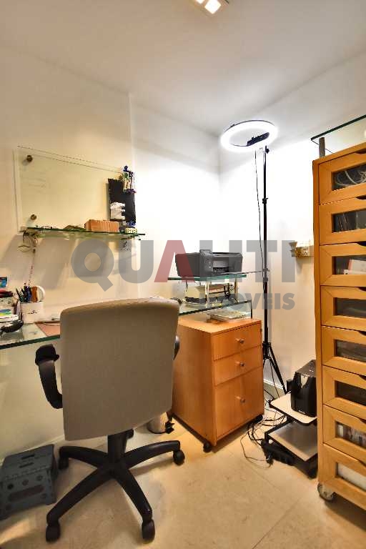 Cobertura duplex Moema para Venda com 3 domitórios, 1 suíte, 2 vagas com piscina na cobertura