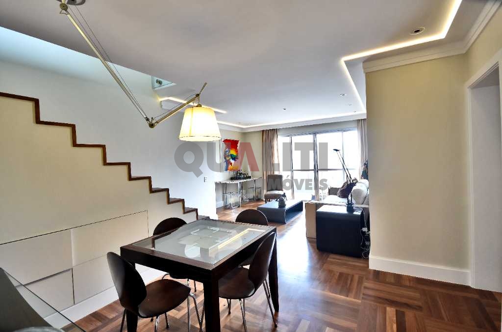 Cobertura duplex Moema para Venda com 3 domitórios, 1 suíte, 2 vagas com piscina na cobertura