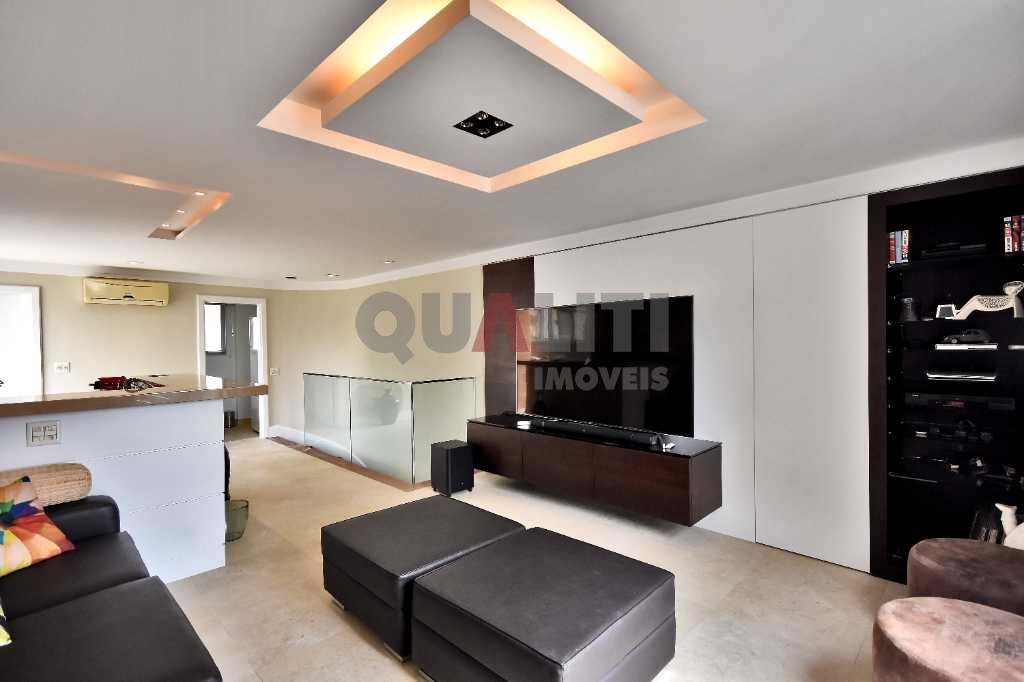 Cobertura duplex Moema para Venda com 3 domitórios, 1 suíte, 2 vagas com piscina na cobertura