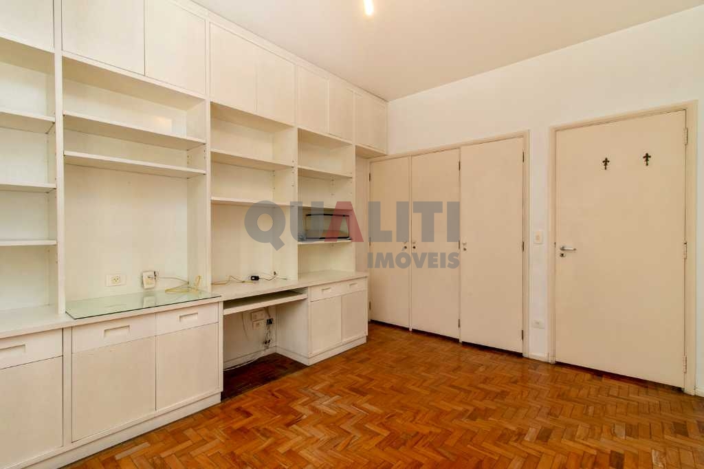 Apartamento à Venda com 3 dormitórios, 1 suíte em HIGIENÓPOLIS.