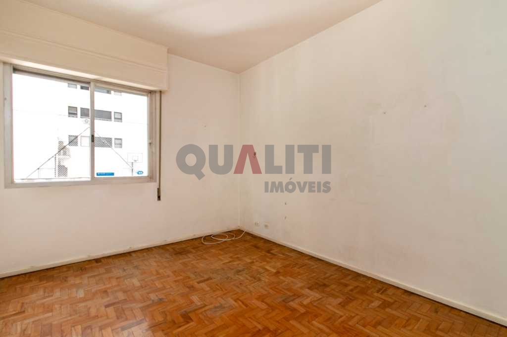 Apartamento à Venda com 3 dormitórios, 1 suíte em HIGIENÓPOLIS.