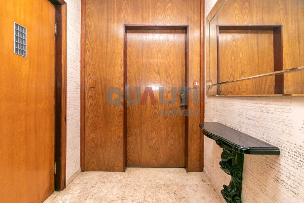 Apartamento à Venda com 3 dormitórios, 1 suíte em HIGIENÓPOLIS.
