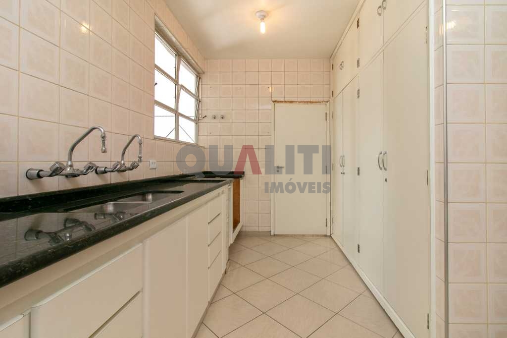 Apartamento à Venda com 3 dormitórios, 1 suíte em HIGIENÓPOLIS.