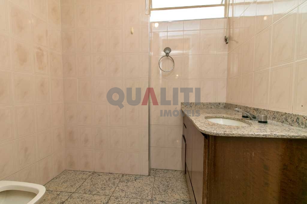 Apartamento à Venda com 3 dormitórios, 1 suíte em HIGIENÓPOLIS.