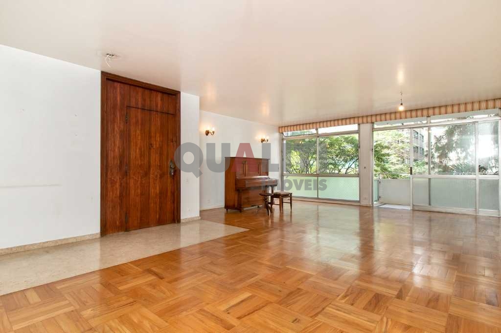 Apartamento à Venda com 3 dormitórios, 1 suíte em HIGIENÓPOLIS.
