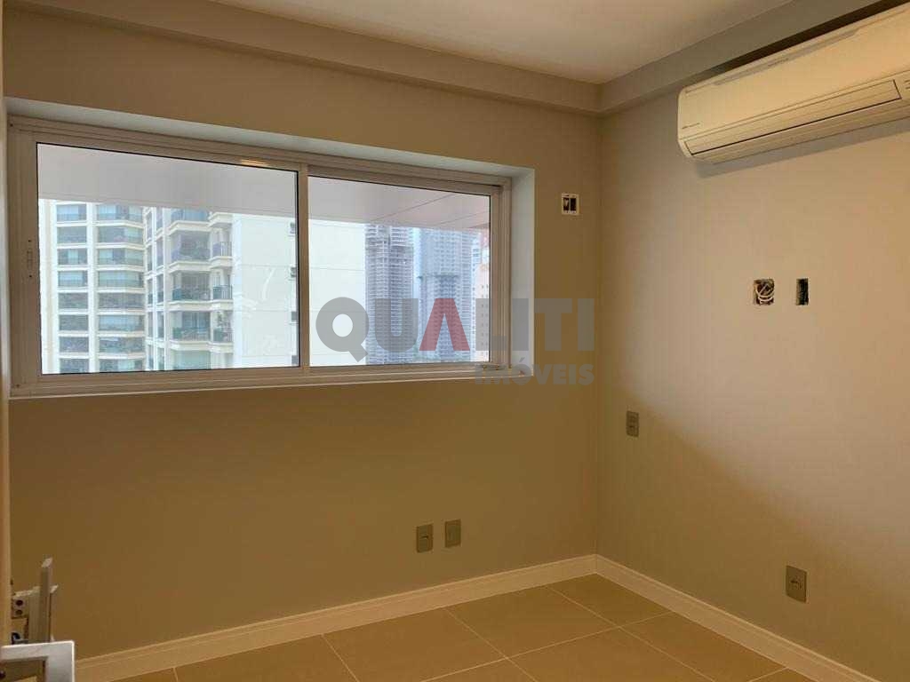 Apartamento Duplex com 2 Quartos, 2 suítes e 3 banheiros à Venda no Brooklin