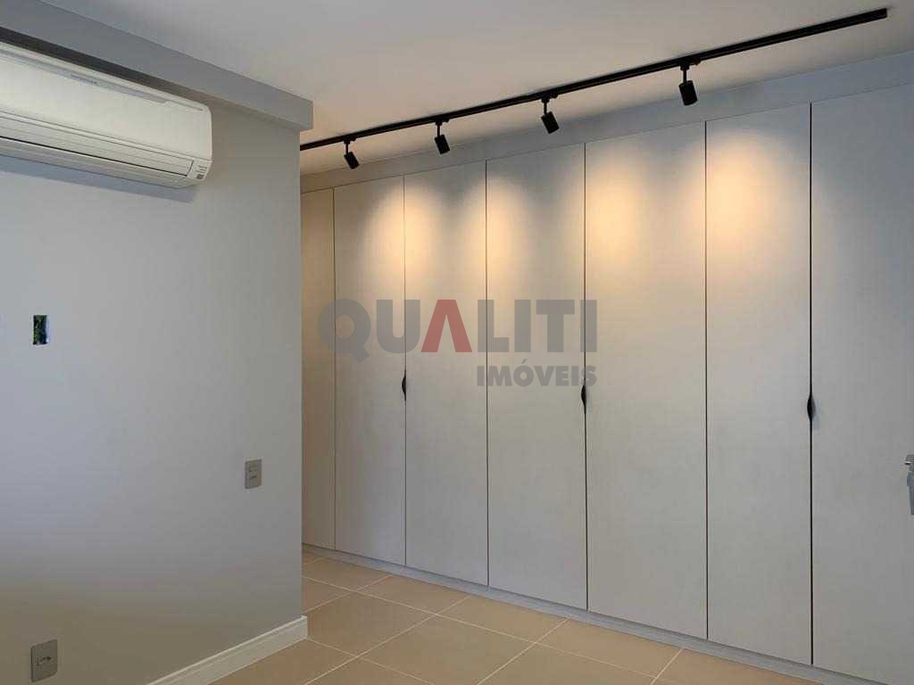 Apartamento Duplex com 2 Quartos, 2 suítes e 3 banheiros à Venda no Brooklin