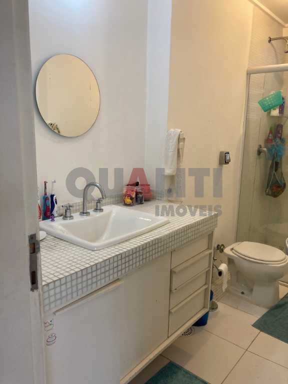 Apartamento a venda no Itaim Bibi 128m² 3 dorm 1 suíte, próximo Avenida Nove de Julho.