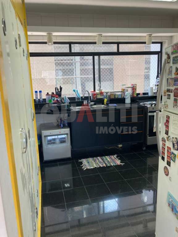 Apartamento a venda no Itaim Bibi 128m² 3 dorm 1 suíte, próximo Avenida Nove de Julho.