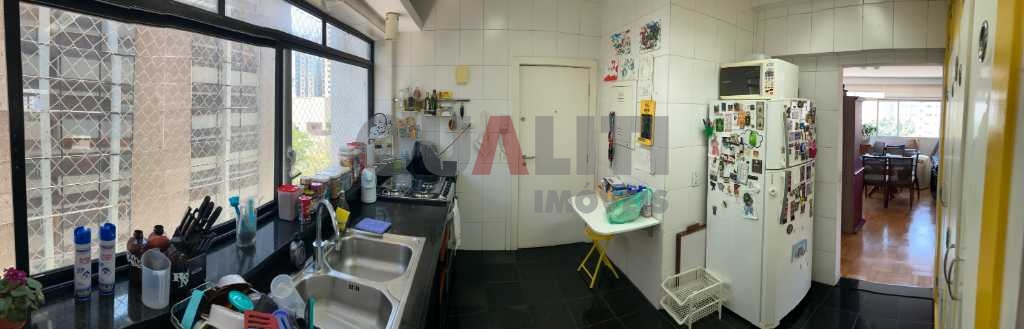 Apartamento a venda no Itaim Bibi 128m² 3 dorm 1 suíte, próximo Avenida Nove de Julho.