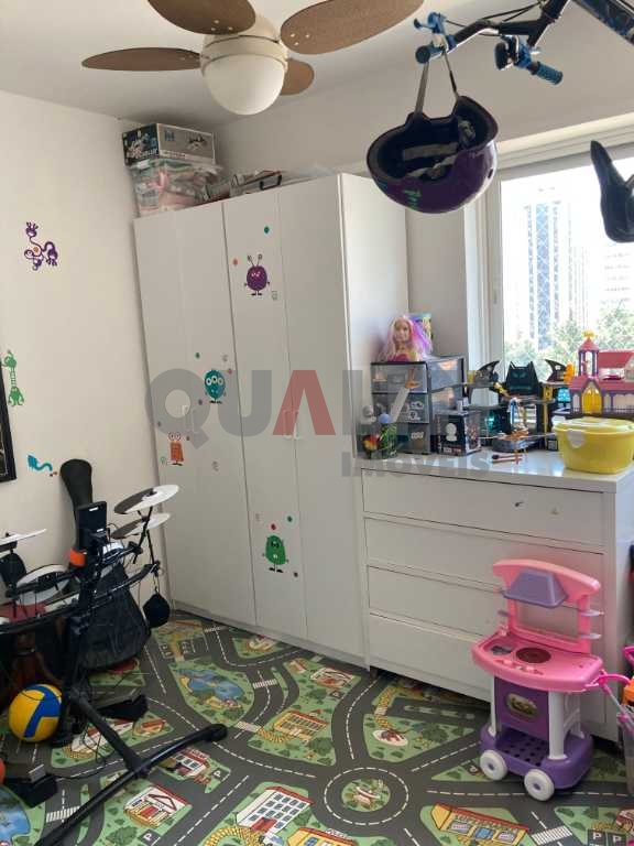 Apartamento a venda no Itaim Bibi 128m² 3 dorm 1 suíte, próximo Avenida Nove de Julho.