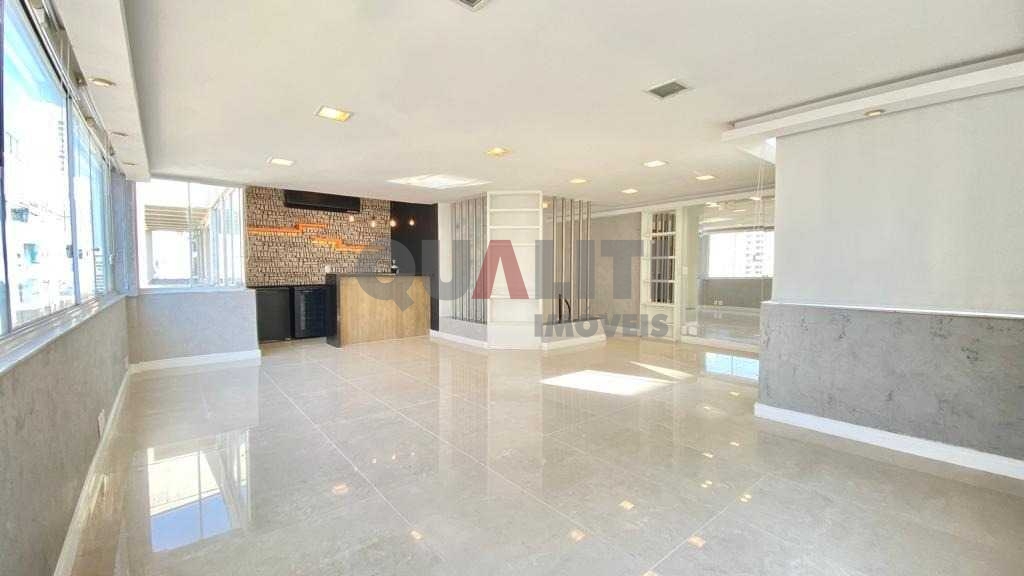Duplex no Brooklin, moderno e reformado com 2 dormitórios