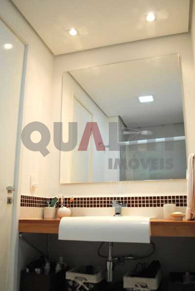 Apartamento com 71,3 m², 2 dormitórios, 1 suíte, 2 vagas à venda no Campo Belo.