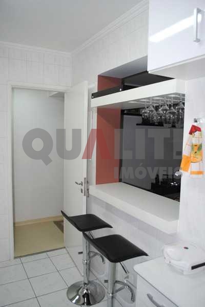Apartamento com 71,3 m², 2 dormitórios, 1 suíte, 2 vagas à venda no Campo Belo.