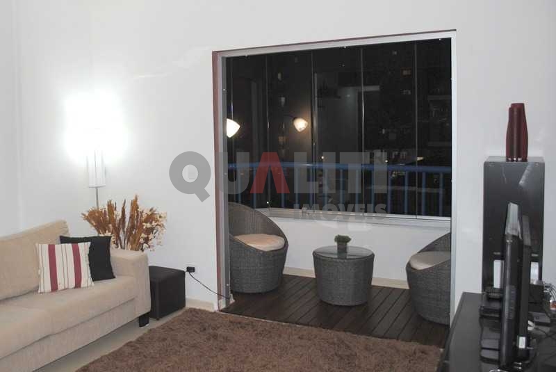 Apartamento com 71,3 m², 2 dormitórios, 1 suíte, 2 vagas à venda no Campo Belo.