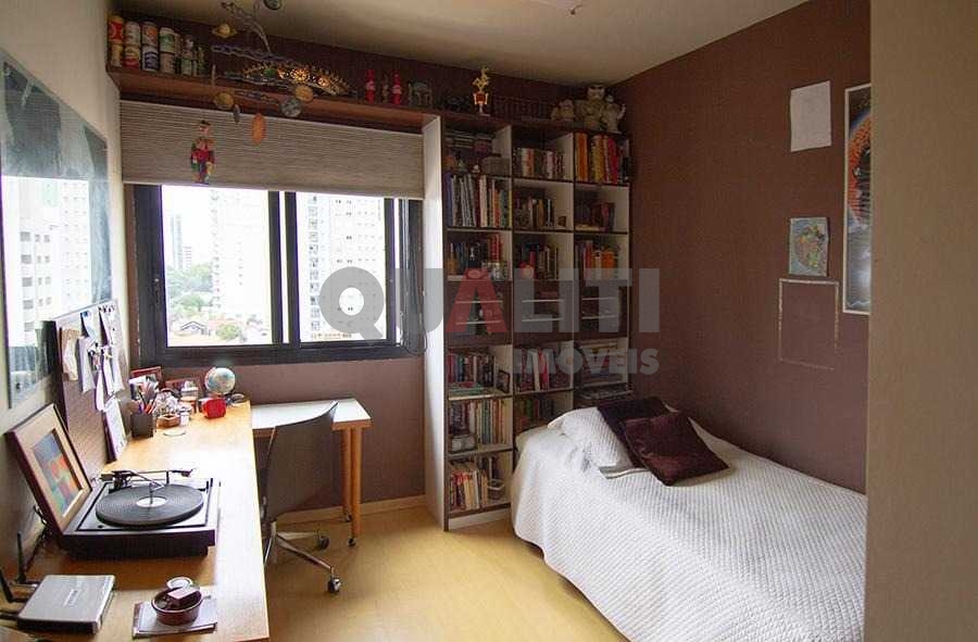 Apartamento á venda na Alameda dos Tupiniquins, 4 dormitórios, 3 suítes
