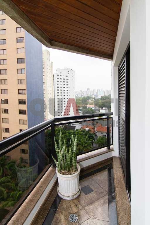 Apartamento á venda na Alameda dos Tupiniquins, 4 dormitórios, 3 suítes
