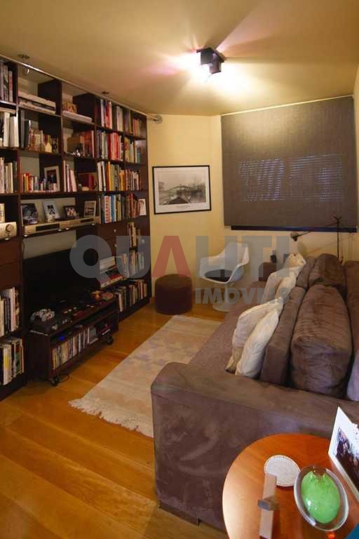 Apartamento á venda na Alameda dos Tupiniquins, 4 dormitórios, 3 suítes