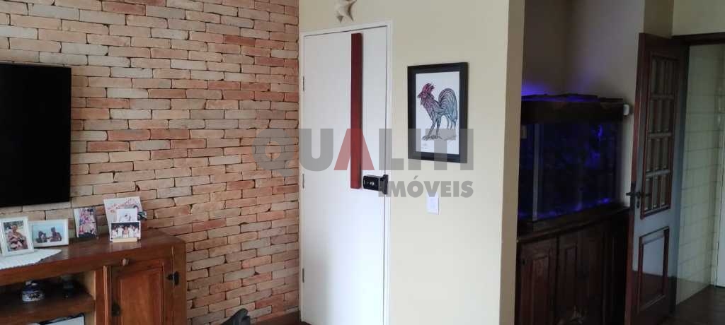 Apartamento à venda no Campo Belo, 3 dormitórios, 1 suíte, 2 vagas, torre única
