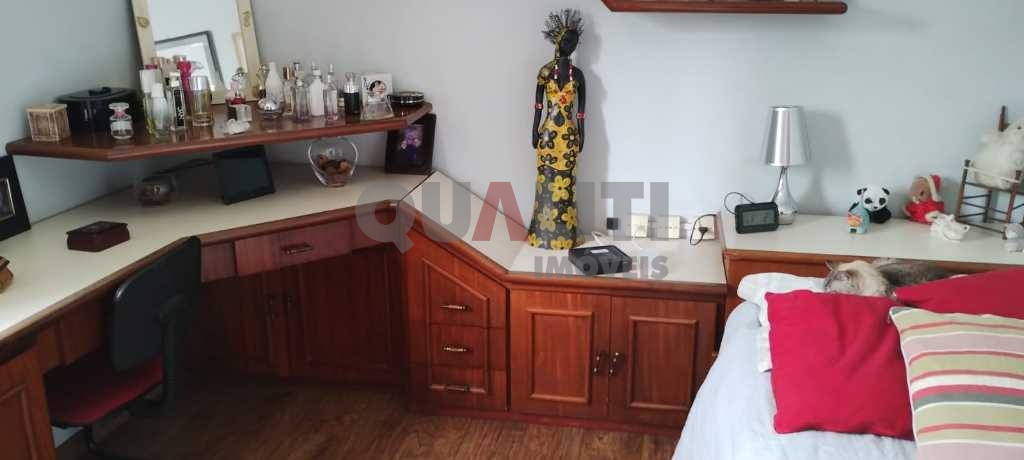 Apartamento à venda no Campo Belo, 3 dormitórios, 1 suíte, 2 vagas, torre única