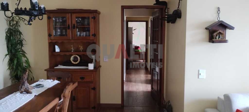 Apartamento à venda no Campo Belo, 3 dormitórios, 1 suíte, 2 vagas, torre única