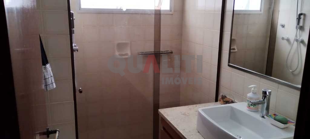 Apartamento à venda no Campo Belo, 3 dormitórios, 1 suíte, 2 vagas, torre única