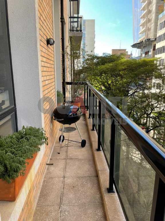 Apartamento com 157 m² totalmente mobiliado, com uma suíte para locação no Itaim Bibi
