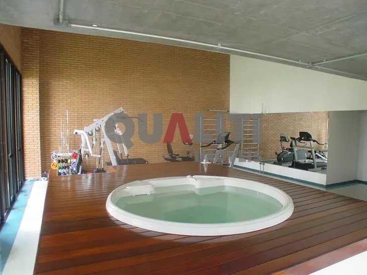 Apartamento com 157 m² totalmente mobiliado, com uma suíte para locação no Itaim Bibi