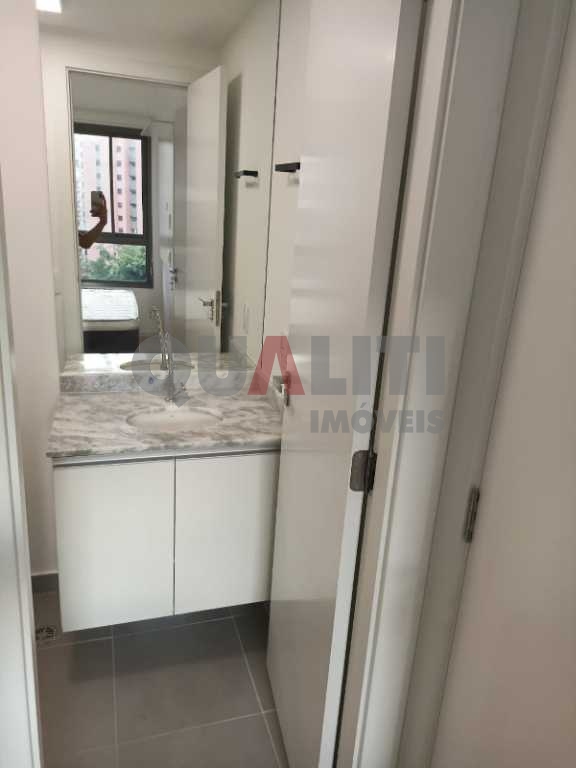 Apartamento para Venda na Vila Nova Conceição com Spa, Hidro e Bar Lounge
