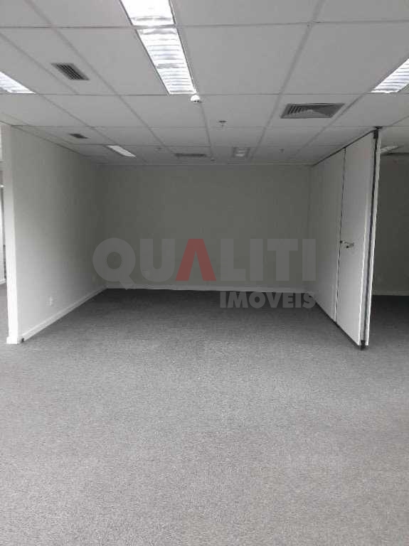 Sala Conjunto Comercial à Venda e ou Locação com 121,52 m², com 4 conjuntos, 4 banheiros e 4 vagas na região Jardim Paulista.