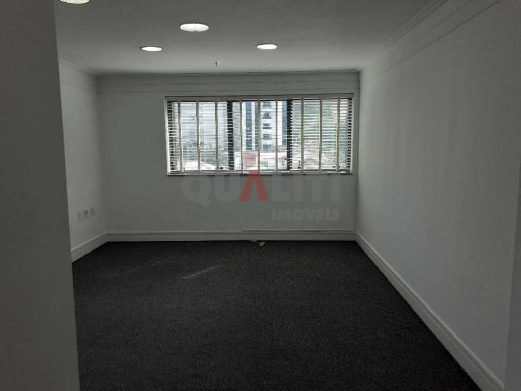 Sala Conjunto Comercial à Venda e ou Locação com 121,52 m², com 4 conjuntos, 4 banheiros e 4 vagas na região Jardim Paulista.