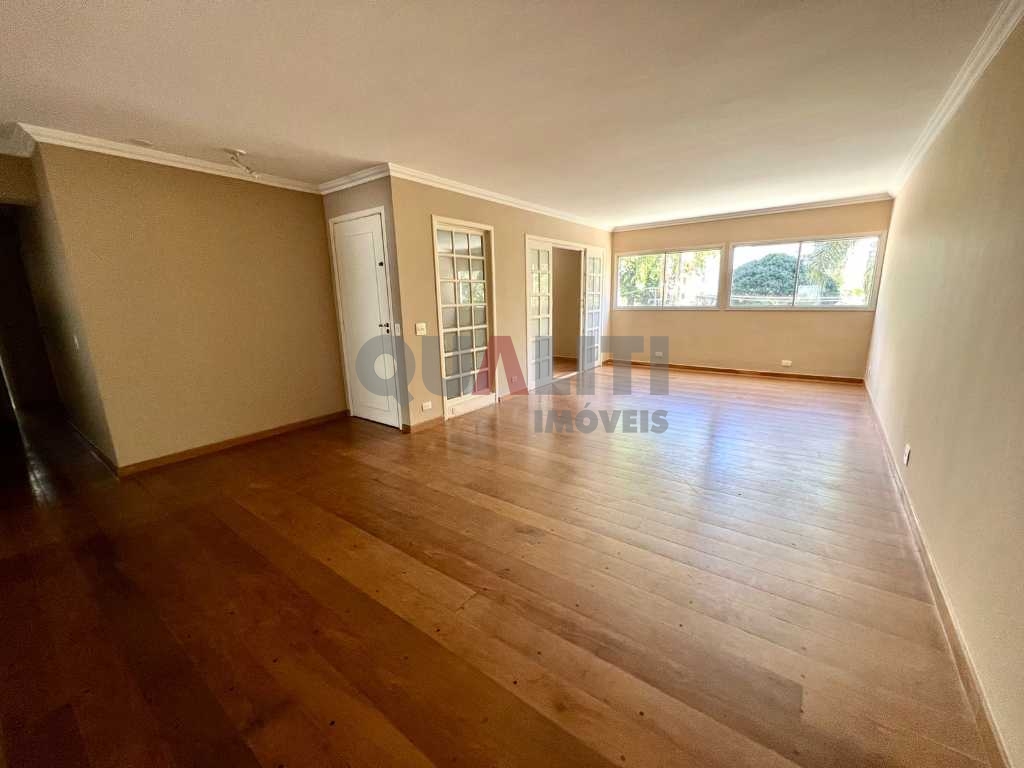 Apartamento a venda no Campo Belo com 4 dormitórios e 1 suite