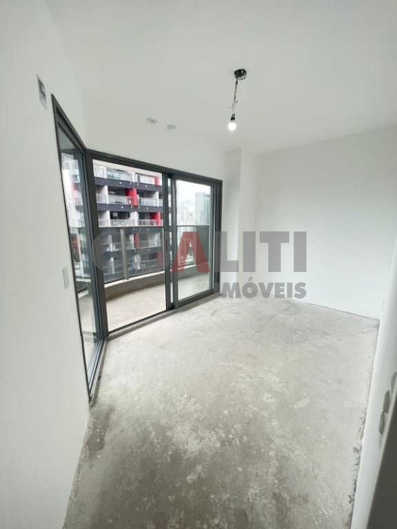 Apartamento à venda em Pinheiros com 49 m², 1 quarto, 1 suíte, living com terraço e 1 vaga