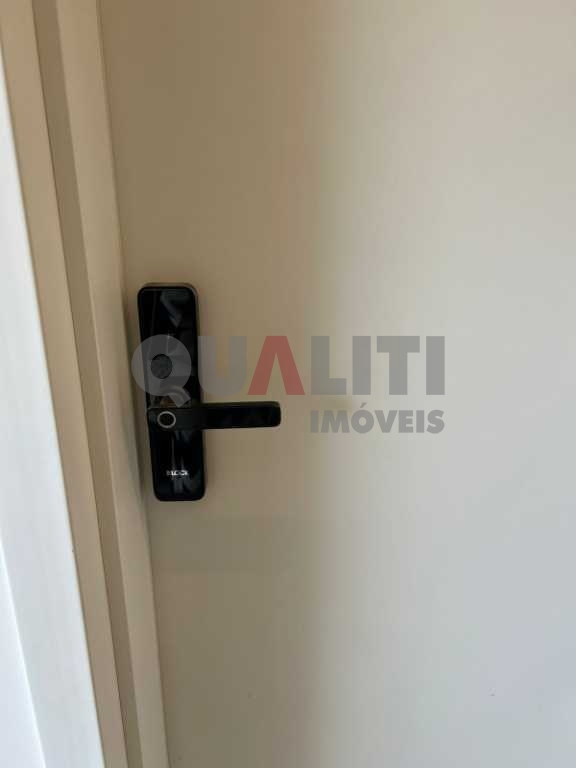 Apartamento à venda em Pinheiros com 49 m², 1 quarto, 1 suíte, living com terraço e 1 vaga