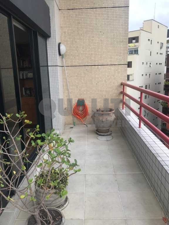 Apartamento duplex com 170 m², 4 dormitórios, 4 suítes, e 3 vagas de garagem no Itaim Bibi