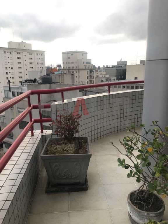 Apartamento duplex com 170 m², 4 dormitórios, 4 suítes, e 3 vagas de garagem no Itaim Bibi