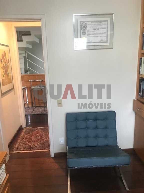 Apartamento duplex com 170 m², 4 dormitórios, 4 suítes, e 3 vagas de garagem no Itaim Bibi