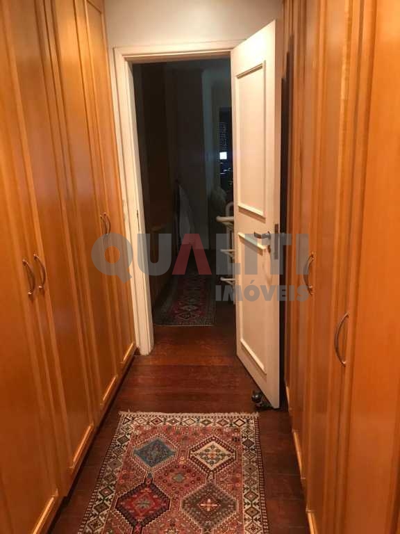 Apartamento duplex com 170 m², 4 dormitórios, 4 suítes, e 3 vagas de garagem no Itaim Bibi