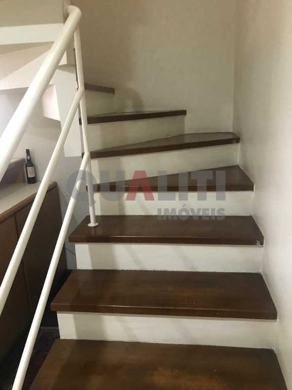 Apartamento duplex com 170 m², 4 dormitórios, 4 suítes, e 3 vagas de garagem no Itaim Bibi