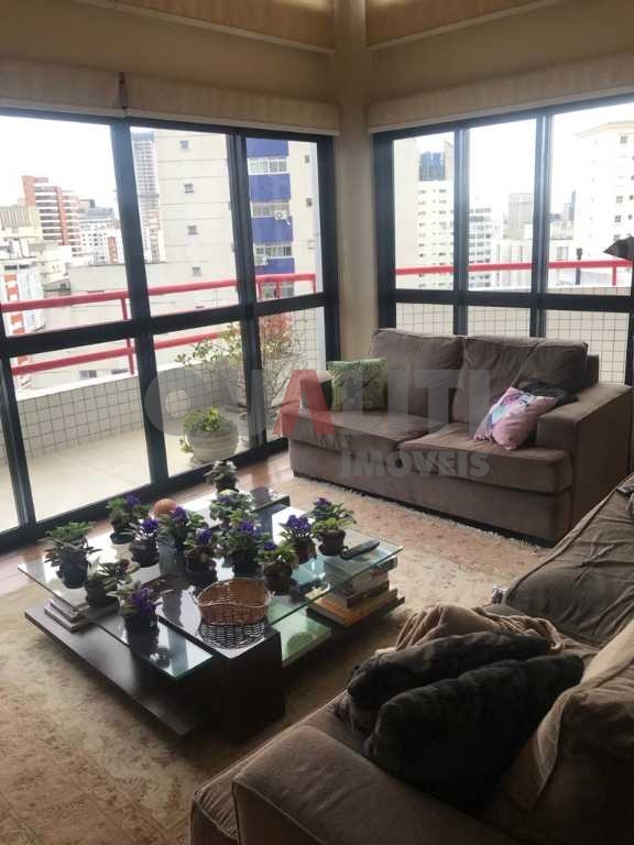 Apartamento duplex com 170 m², 4 dormitórios, 4 suítes, e 3 vagas de garagem no Itaim Bibi